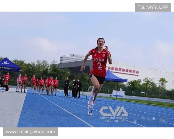 深圳排球队耐力分析与表现评估探讨